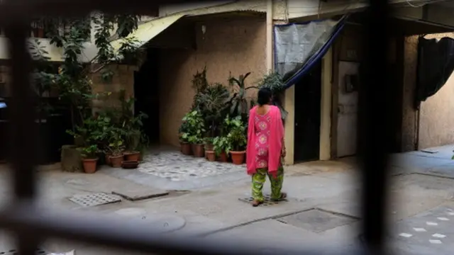 भारत में डोमेस्टिक हेल्पर्स