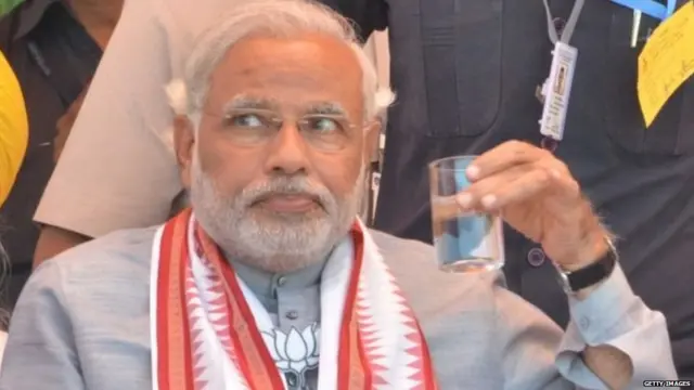 नरेंद्र मोदी