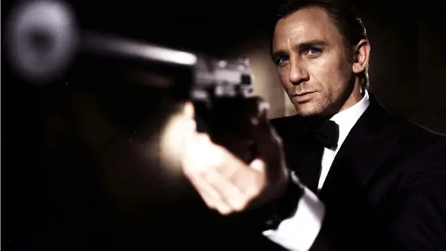 Джеймс Бонд, агент 007