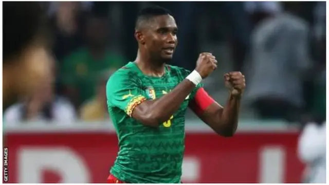 Eto'o, quatre fois vainqueur du titre de joueur africain de l'année, est le premier buteur du Cameroun.