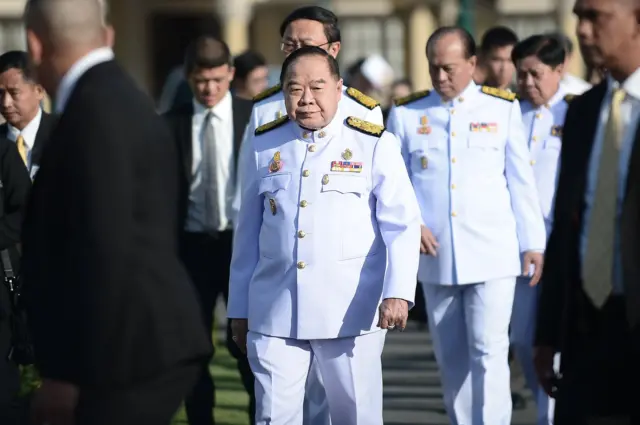 ประวิตร