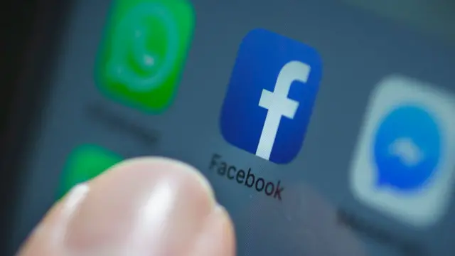 تواصل اجتماعي