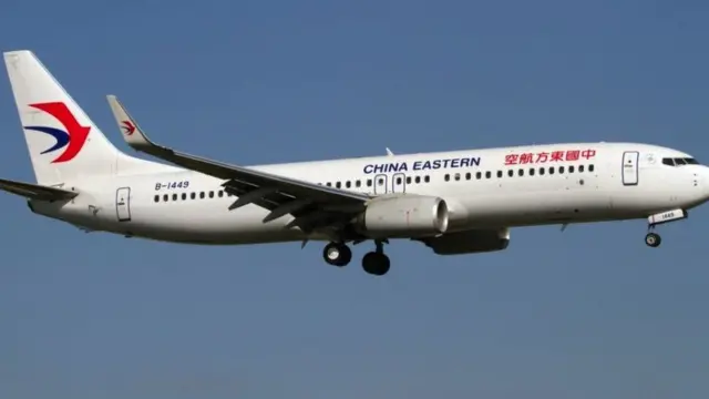 Um avião da China Eastern Airlines caiu nesta segunda-feira