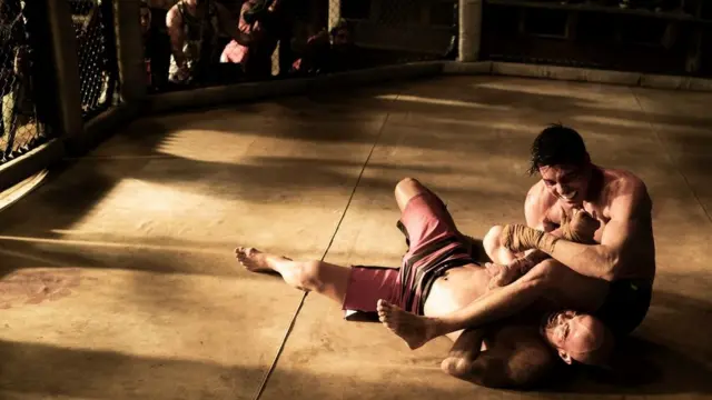 Кадр из фильма "Мортал Комбат"