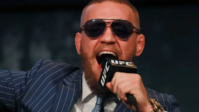 Conor McGregor en una rueda de prensa