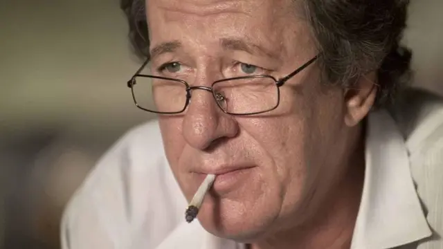 Aktyor Geoffrey Rush-ın sinesteziyası var. Belə ki, hərəkətə keçən bir hiss digər duyğulara da təsir göstərir, məsələn rəngləri qoxulamaq və ya dadmaq