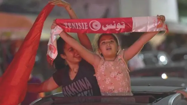 Facial Overload 2 onlayn pornosini tomosha qiling