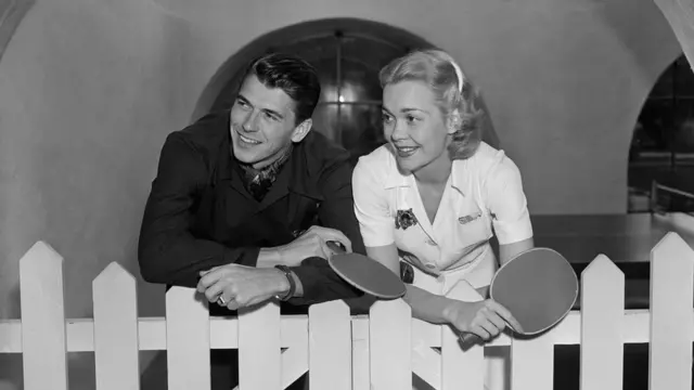 Regan na medenom mesecu