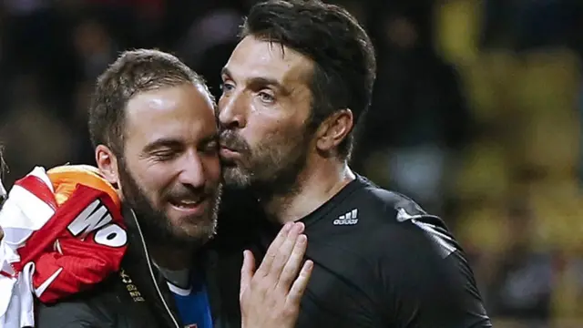 بوفون وهيغواين