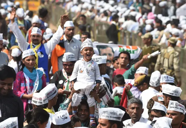 अरविंद केजरीवाल, आम आदमी पार्टी