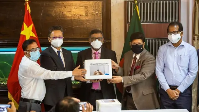 ویکسین کی حوالگی کی تقریب