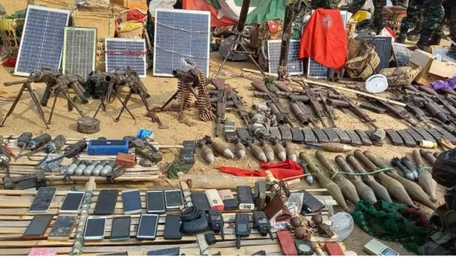 อาวุธที่เคเอ็นยูยึดได้จากค่ายทหารเมียนมา