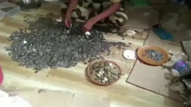 ముంబై భిక్షగాడి దగ్గర లక్షల సంపద