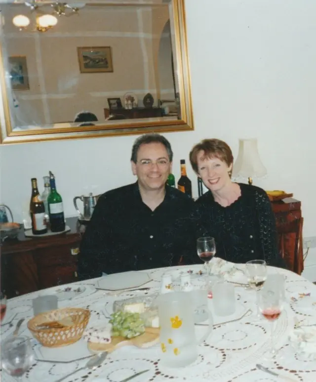 تشارلز وزوجته