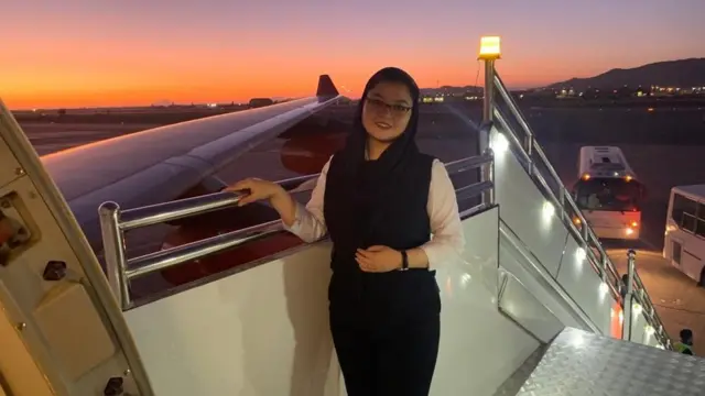 Fazila Haidari na entradaapostas betum avião