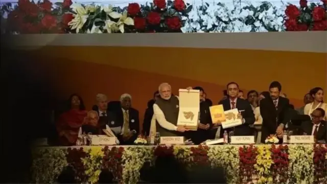 मोदी
