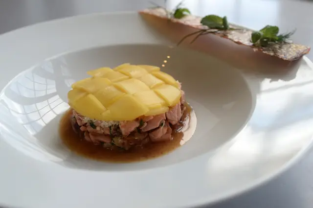 ยำปลาเทราต์ เมนูเด็ดของวัน