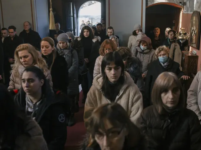 božić, vernici, molitva