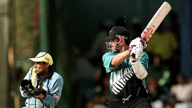 क्रिस केयर्न्स