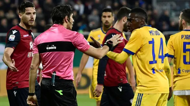 Blaise Matuidi cible d'insultes racistes en Sardaigne.