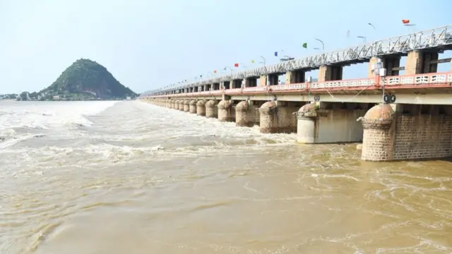 కృష్ణ వరదలు, విజయవాడ