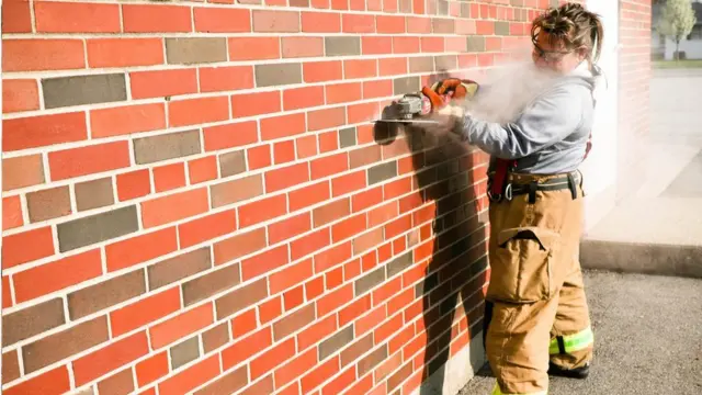 세이프 헤이븐 베이비박스 캠페인 창립자 모니카 켈시는 신생아 때 버려졌다