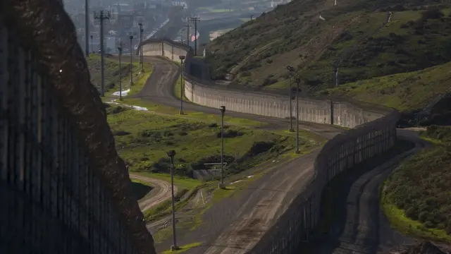 Забор на границе США и Мексики