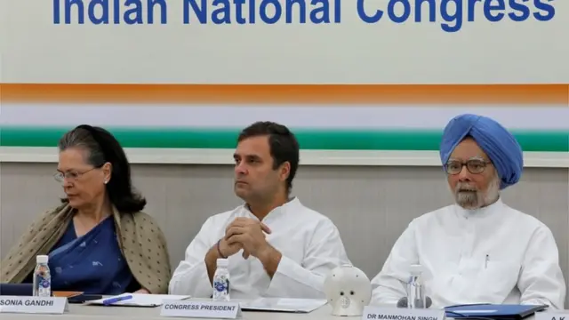 सोनिया गांधी, राहुल गांधी, मनमोहन सिंह