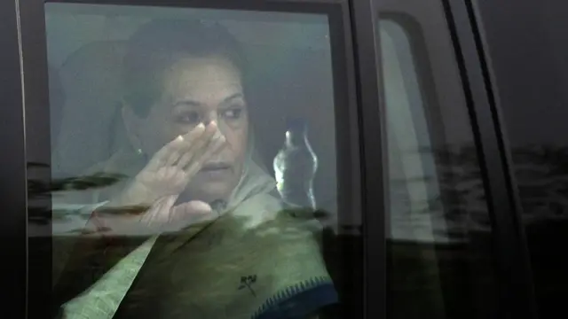 सोनिया गांधी