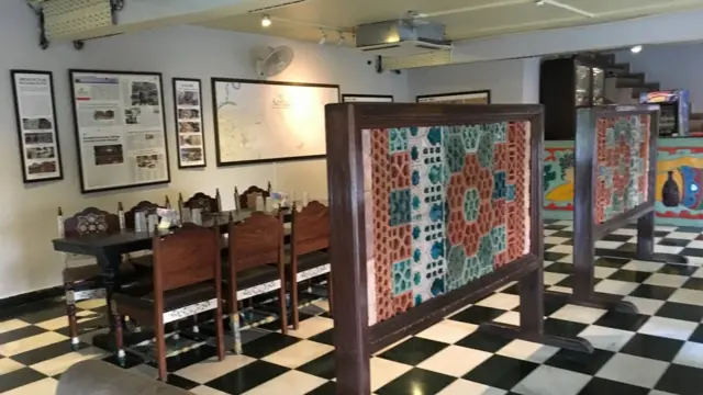 'सरहद रेस्टोरेंट'