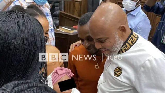 Nnamdi Kanu na ụfọdụ ndị ezinụlọ ya