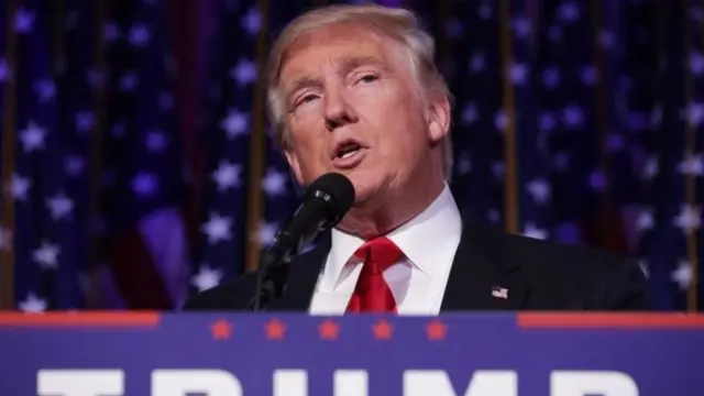 ජපානයේ රඳවා සිටින එක්සත් ජනපද හමුදා වෙනුවෙන් ජපන් රජය එක්සත් ජනපදයට වැඩි මුදලක් ගෙවිය යුතු බව ට්‍රම්ප් පවසා තිබුණි