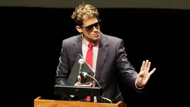 Мило Яннопулос