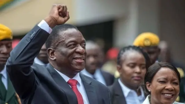 Emmerson Mnangagwa yasimbuye Robert Mugabe ku butegetsi muri Zimbabwe mu mpera z'umwaka ushize.