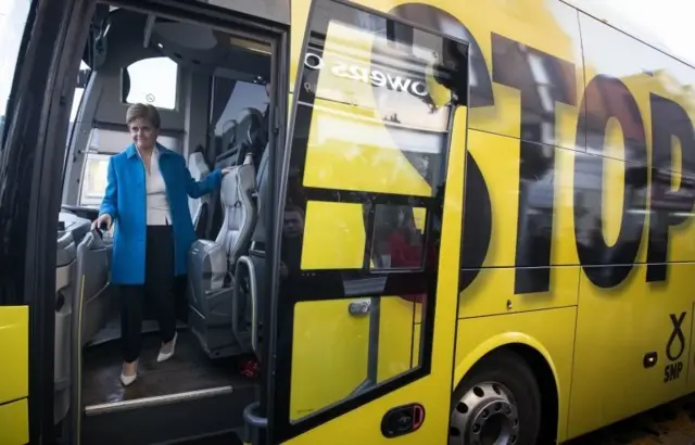 İskoçya Özerk Yönetimi Başbakanı ve SNP lideri Nicola Sturgeon