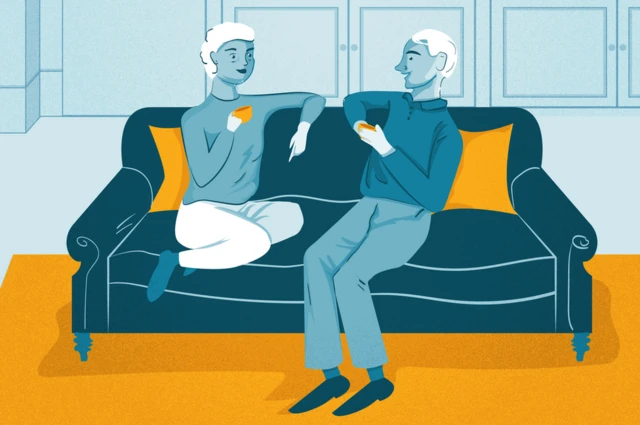 Пара на диване