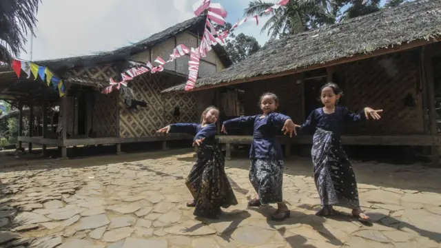 Suku Baduy Dalam