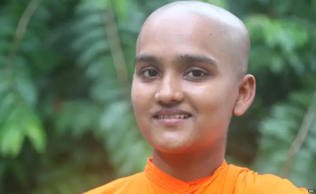 පිළියන්දල සුදීපා භික්ෂුණීන් වහන්සේ