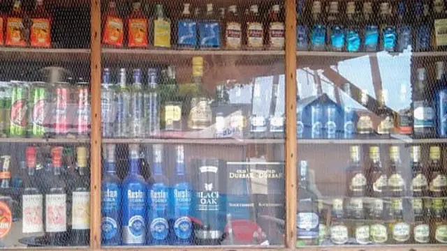 ভারতে মদ বিক্রি থেকে প্রচুর রাজস্ব আয় করে রাজ্য সরকারগুলো