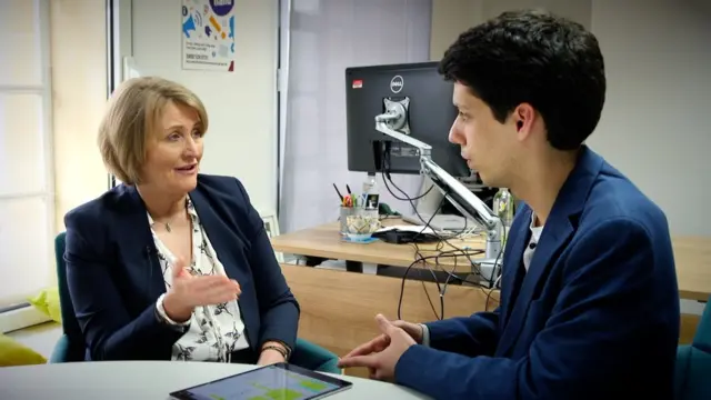 Детская омбудсменка Англии Энн Лонгфилд