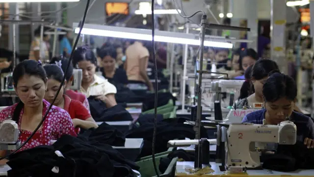 အထည်ချုပ် လုပ်ငန်းခွင်တခု