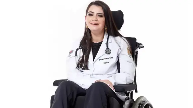 Elaine Luzia dos Santos