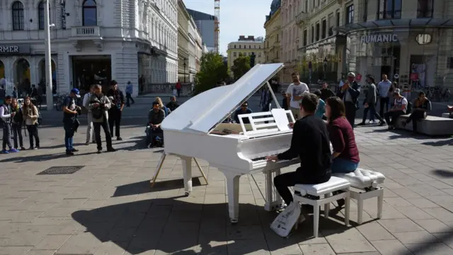 ভিয়েনা শহর- বসবাসের জন্যে সবচেয়ে যোগ্য শহর।