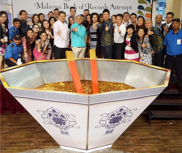 Giant bowl with sarawak laksa