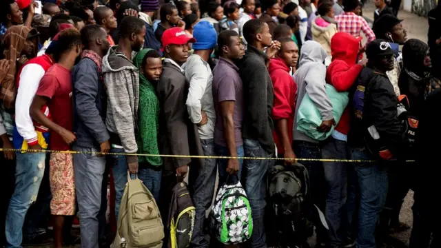 Жители бедной страны