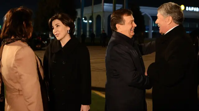 Атамбаев менен Шавкат Мирзиёев