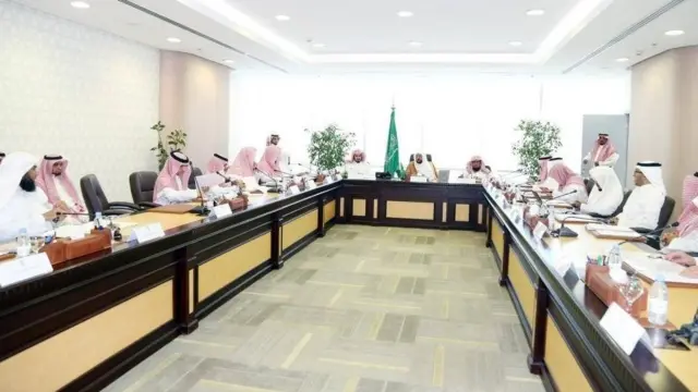 Ministan yayin da yake ganawa da malaman