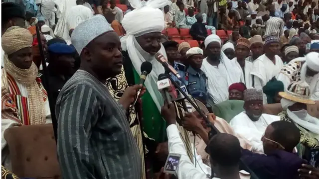 Sarkin Bichi Alhaji Aminu Ado bayero a ya yin da ya ke jawabin Godiya