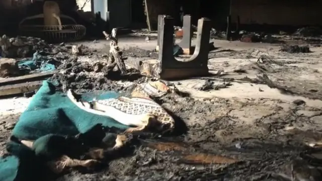 दिल्लीमा क्षतिग्रस्त मस्जिद