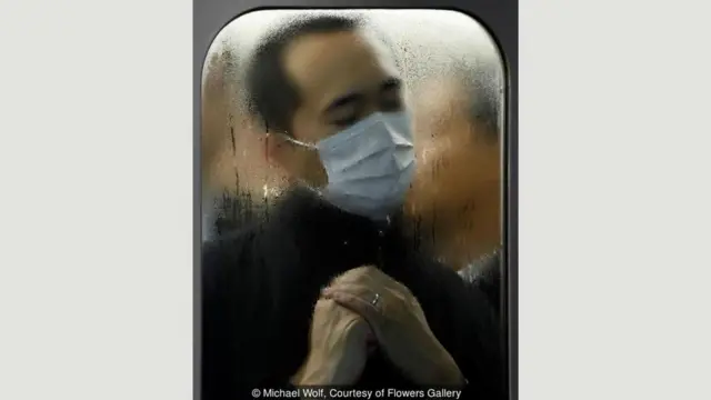 Pasajero en el metro de Tokio